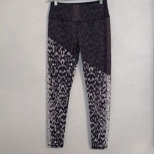 Victoria’s Secret Sport Cheetan Black White Knockout Tight Leggings Pants Size M